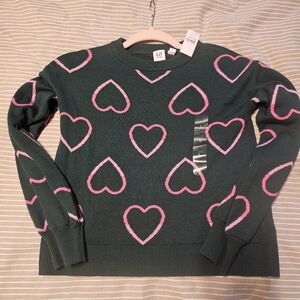 Gap Sweater Green with Pink Hearts Size large with tags